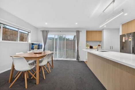 Photo of property in 43 Mary Crescent, Elderslea, Upper Hutt, 5018