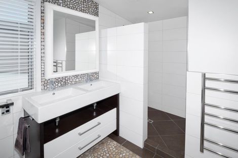 Photo of property in 2/23 Rita Street, Mount Maunganui, 3116
