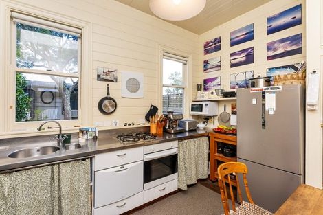 Photo of property in 32 Dunstan Street, Otaki, 5512