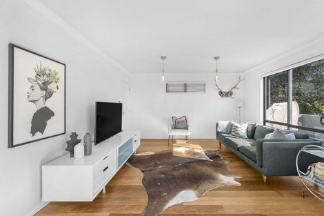 Photo of property in 16a Valley Road, Browns Bay, Auckland, 0630