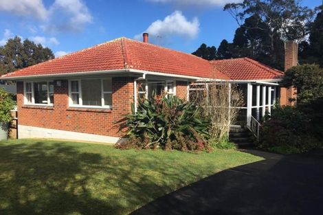 Photo of property in 41 Rimutaka Place, Titirangi, Auckland, 0604