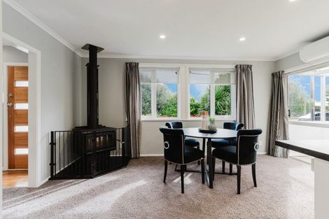 Photo of property in 21 Augustus Street, Carterton, 5713