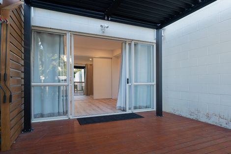 Photo of property in 268/2a Onewa Road, Birkenhead, Auckland, 0626