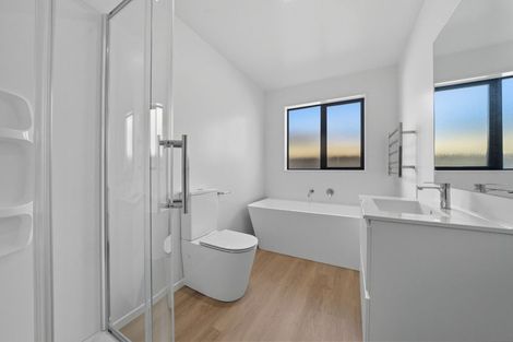 Photo of property in 17 Rita Angus Road, Belfast, 8051