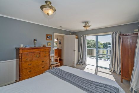 Photo of property in 5 Pipi Dune, Whitianga, 3510