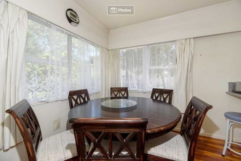 Photo of property in 27 Crompton Road, Massey, Auckland, 0614