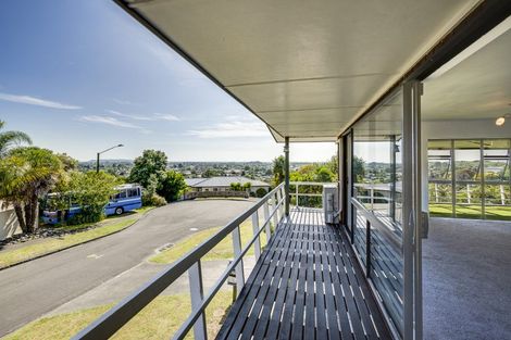 Photo of property in 10 Poaka Place, Taradale, Napier, 4112