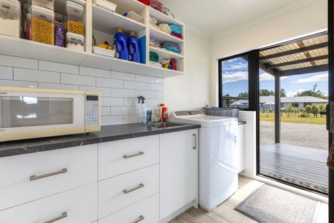 Photo of property in 1 Elm Place, Tikipunga, Whangarei, 0112