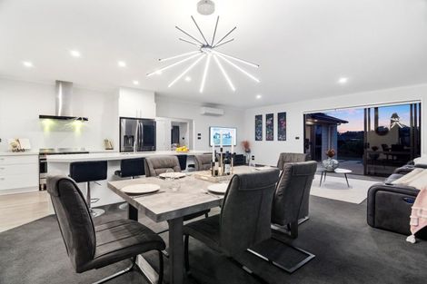 Photo of property in 65 Puhirake Crescent, Pyes Pa, Tauranga, 3112