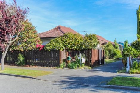 Photo of property in 57 Sarabande Avenue, Redwood, Christchurch, 8051