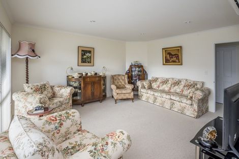 Photo of property in Rangeview Villas, 37/9 Fuller Close, Levin, 5510