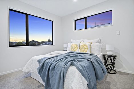 Photo of property in 8d Butterworth Drive, Glendene, 0602