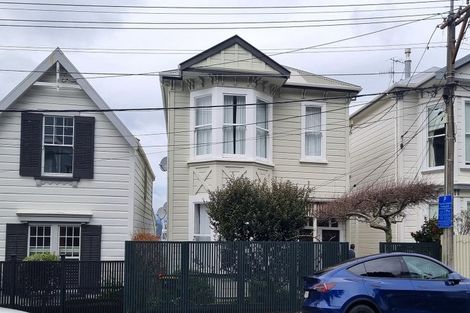 Photo of property in 35a Grant Road, Thorndon, Wellington, 6011