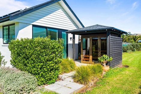 Photo of property in 29 North Cove Lane, Waipu, 0582