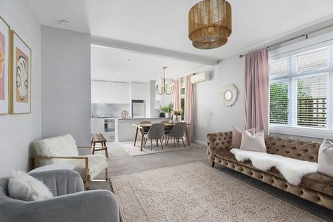 Photo of property in 7 Marsden Avenue, Karori, Wellington, 6012