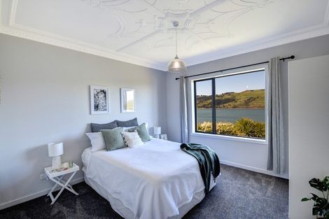 Photo of property in 20 Ocean View Road, Ravensbourne, Dunedin, 9022