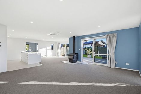 Photo of property in 4 Denton Street, Amberley, 7410