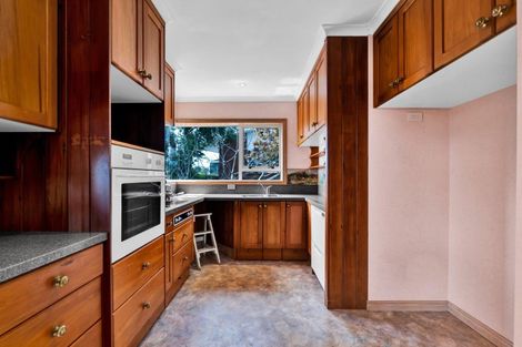 Photo of property in 64 Waiwaka Terrace, Strandon, New Plymouth, 4312