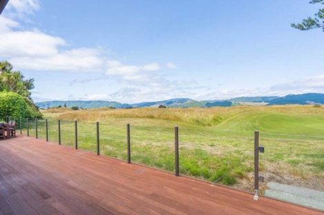 Photo of property in 58 Golf Road, Paraparaumu Beach, Paraparaumu, 5032
