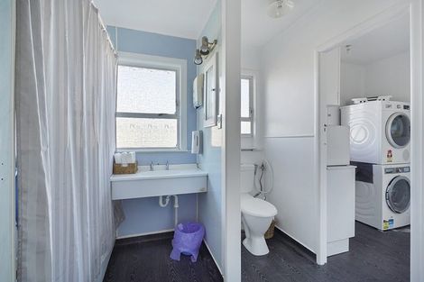 Photo of property in 22 Mount View Road, Melville, Hamilton, 3206