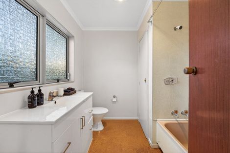 Photo of property in 18b Barton Avenue, Marewa, Napier, 4110