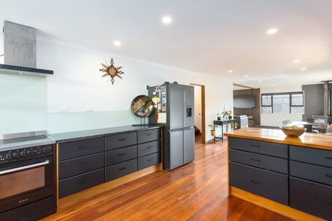 Photo of property in 55 Moeraki Road, Maoribank, Upper Hutt, 5018