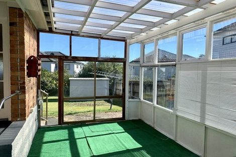 Photo of property in 86 Mcleod Road, Te Atatu South, Auckland, 0610