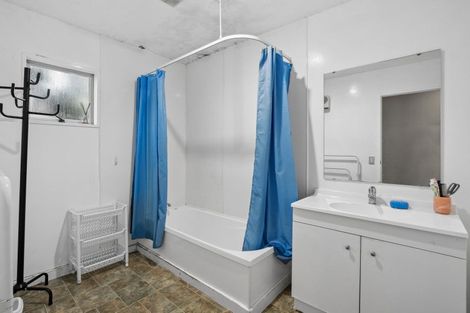 Photo of property in 54 Elm Tree Avenue, Frankton, Queenstown, 9300