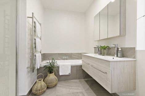 Photo of property in 2 Crieff Street, Northland, Wellington, 6012