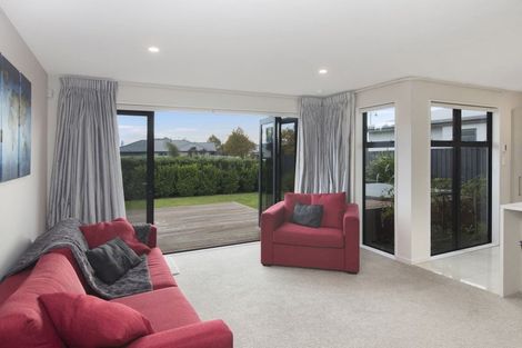 Photo of property in 6 Kilkivan Lane, Broomfield, Christchurch, 8042