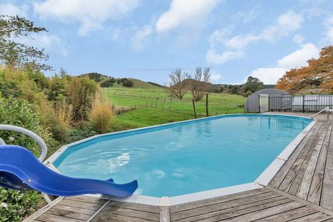 Photo of property in Taipuha Sett Road, Taipuha, Paparoa, 0571