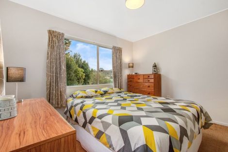 Photo of property in 14 Glenfinn Place, Massey, Auckland, 0614