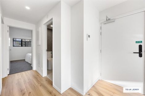 Photo of property in 2/1g Dishys Road, Flat Bush, Auckland, 2019