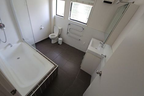Photo of property in 1/32 Palliser Lane, Browns Bay, Auckland, 0630