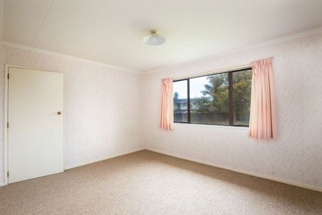Photo of property in 2 Rangiora Place, Inglewood, 4330