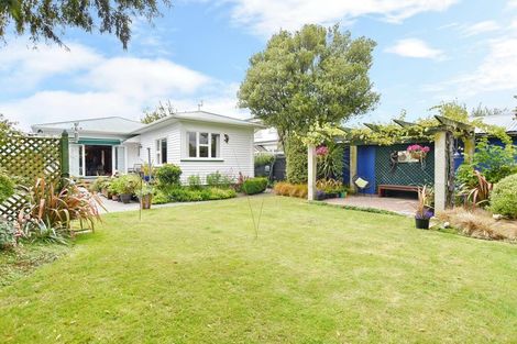Photo of property in 5 Garnett Avenue, Spreydon, Christchurch, 8024