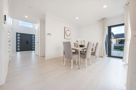 Photo of property in 62 Donegal Park Drive, Flat Bush, Auckland, 2019