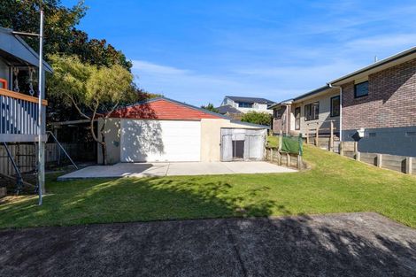 Photo of property in 66 Karina Road, Merrilands, New Plymouth, 4312