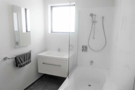 Photo of property in 2/164 Edgeware Road, Edgeware, Christchurch, 8013