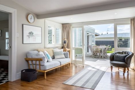 Photo of property in 5 Wood Street, Greytown, 5712