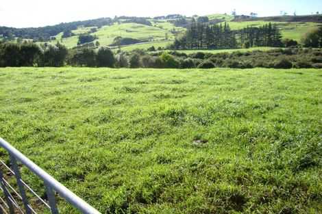 Photo of property in 8 Meadow Court, Paraparaumu, 5032