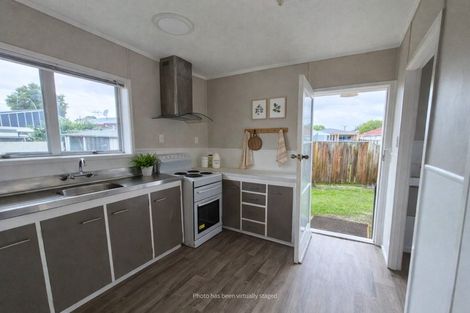 Photo of property in 4 Heather Place, Melville, Hamilton, 3206