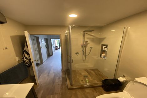 Photo of property in 18 Bush Lane, Northcote Point, Auckland, 0627