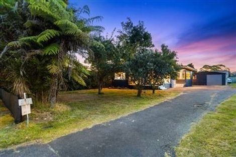 Photo of property in 11 Ranui Station Road, Ranui, Auckland, 0612