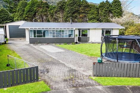 Photo of property in 9 Dupre Place, Cobden, Greymouth, 7802