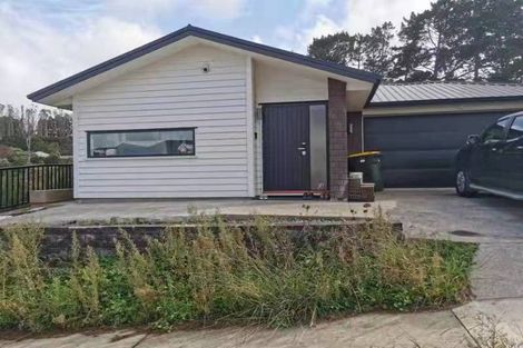 Photo of property in 7 Kaimai Avenue, Massey, Auckland, 0614