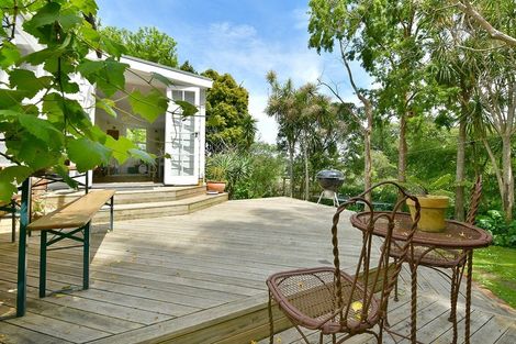 Photo of property in 27 Kowhai Street, Helensville, 0800