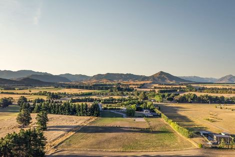 Photo of property in 624 Ballantyne Road, Wanaka, 9382