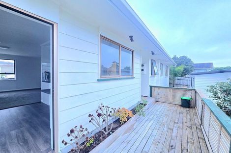 Photo of property in 91 Archmillen Avenue, Pakuranga Heights, Auckland, 2010