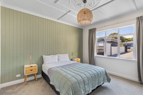 Photo of property in 130 Vivian Street, New Plymouth, 4310